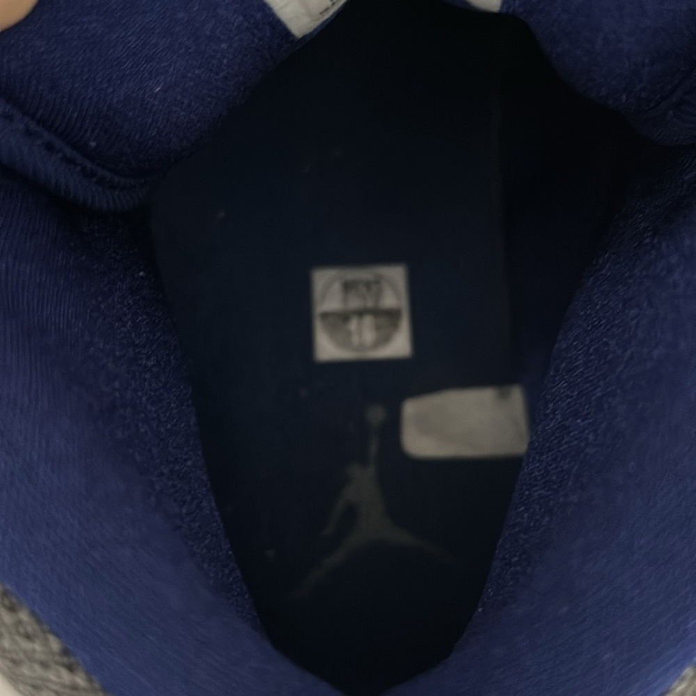 Nike Air Jordan 1 Mid Sneakers, Mens size 10 - Picture 13 of 14